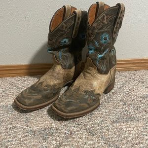 Dan Post distressed women’s cowboy boots (9m)